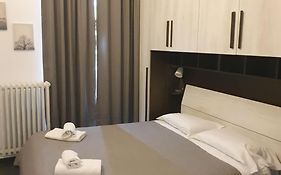 King'S Apt - Confirenthouse